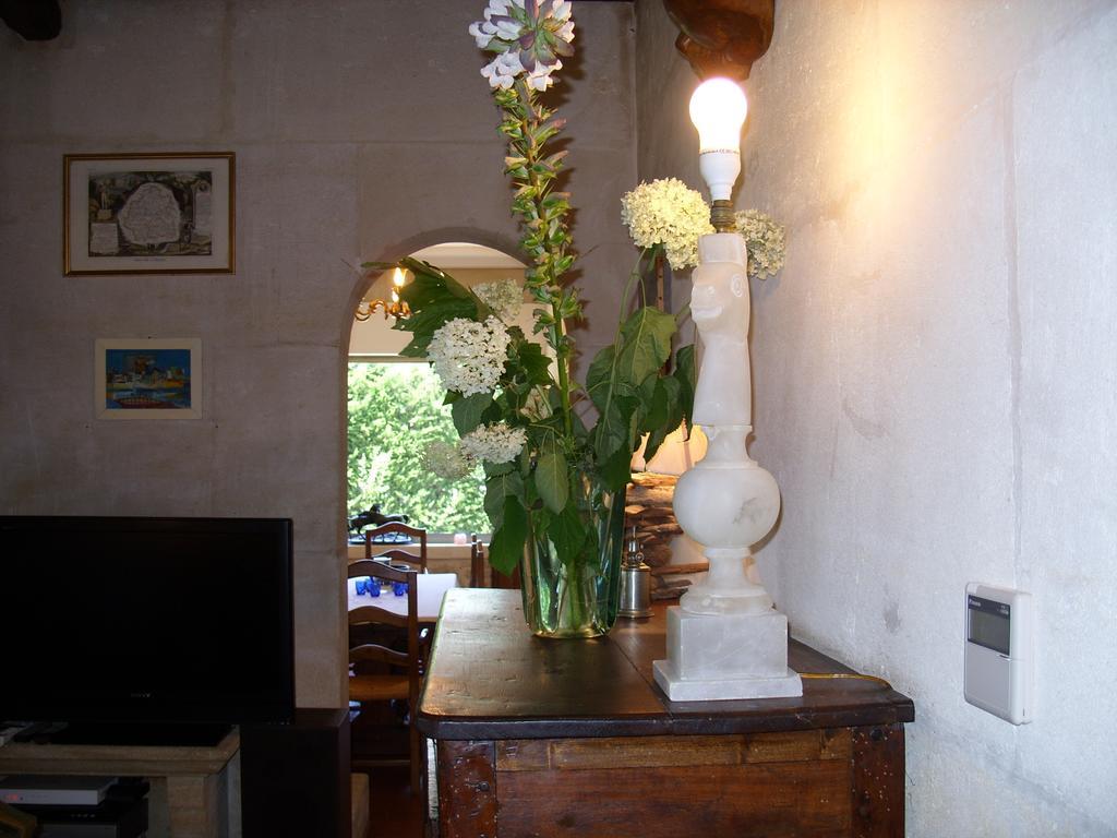 Mas des collines Bed and Breakfast Fontvieille Exterior foto