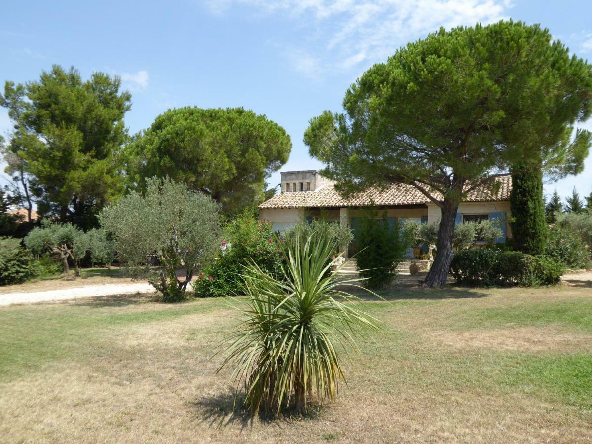 Mas des collines Bed and Breakfast Fontvieille Exterior foto